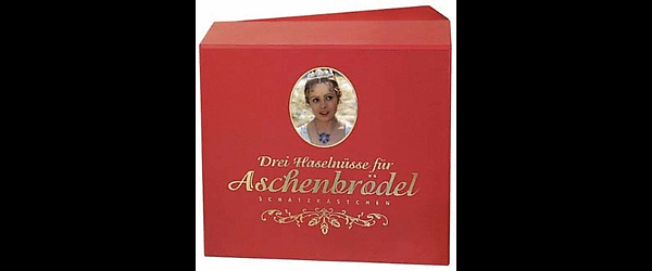 DVD-Cover (2008) von "Drei Haselnüsse für Aschenbrödel" (1973)