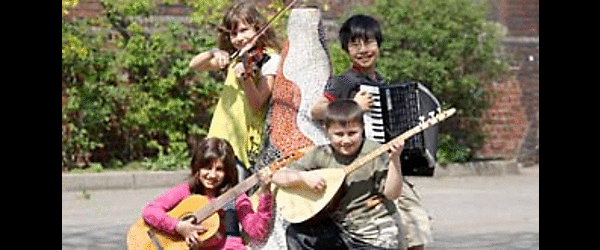 Jedem Kind ein Instrument - Ein Jahr mit vier Tönen