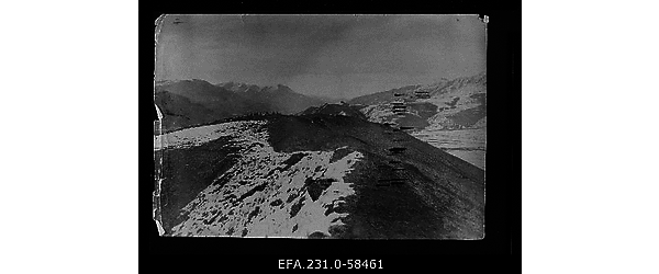 Vene vägede positsioon Oltu lähedal mägedes enne rünnaku algust Erzurumi
                    kindlustatud rajoonile.