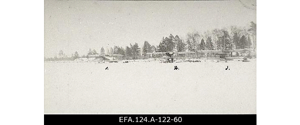 Vene [23. korpuse] lennukid “Mars”, “Voisin” ja “Albatross” järvejääl
                    [jaanuar 1917].