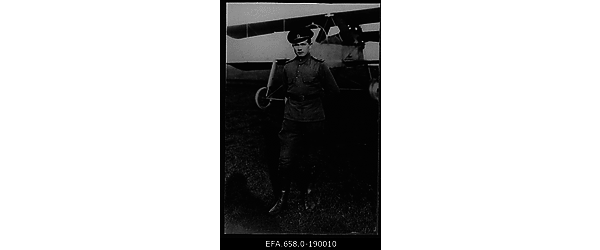 Vene 2.armeekorpuse lennusalga motorist noorem allohvitser Rudolf
                    Piir.