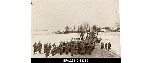 Vene sõdurid rännakul Vene-Saksa rindel.
