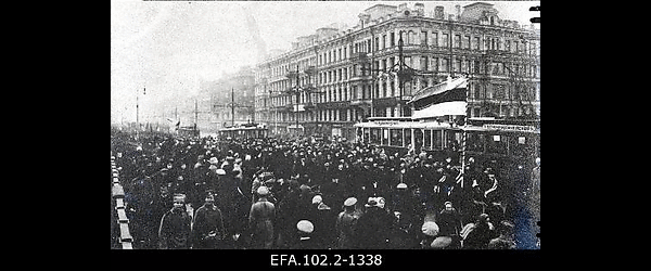 Eesti Vabariikliku Liidu organiseeritud Petrogradi eestlaste meeleavaldus
                    Eesti autonoomia toetuseks.