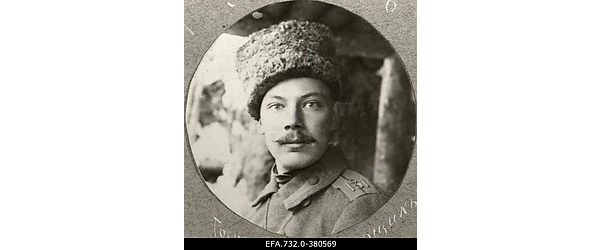 Vene 33.Jalaväediviisi 131.Tiraspoli polgu 8.roodu nooremohvitser lipnik
                    Johann Ostrat.
