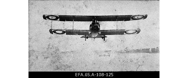 Vene 23. korpuse lennusalga lennuk “Albatros” lendamas.