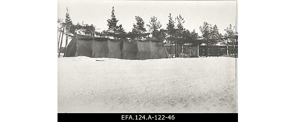 Vene 23. korpuse lennusalga telgid Riia Bikernieki lennuväljal
                    [1916].