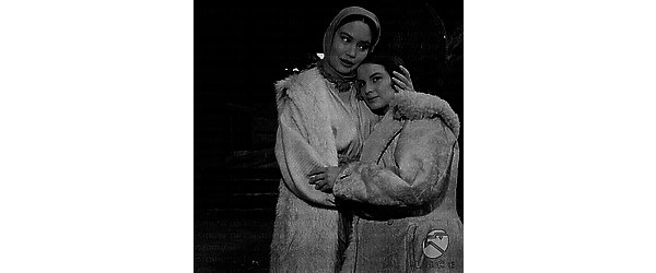 Berlino Antonella Lualdi ed Ellen Schwiers, durante una scena del film "Polikuska"