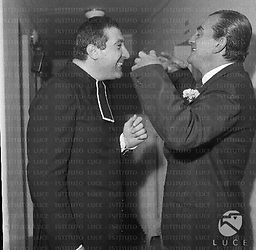 Spoleto Luchino Visconti e Romolo Valli (in abiti di scena) in un teatro a Spoleto in occasione del Festival dei due mondi