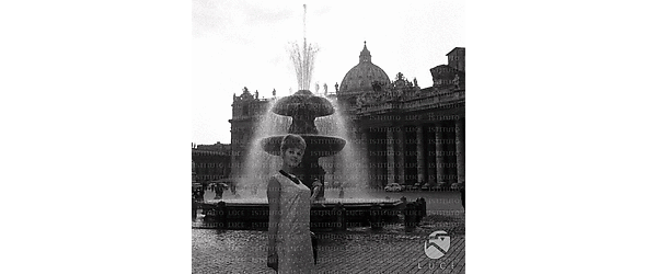 A piazza San Pietro - piano medio