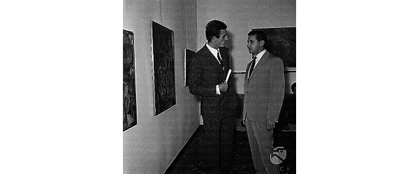 Venantino Venantini e Fulvio Lucisano alla mostra dell'artista-attorre - totale