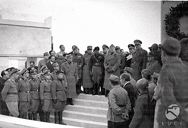 Gardone Mussolini a Gardone per la commemorazione di D'Annunzio