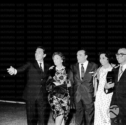 Roma Alain Delon con Suso Cecchi D'Amico, Luchino Visconti ed altri