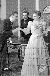 milano Andreina Pagnani, Romano Calò e Luigi Cimara impegnati in una scena