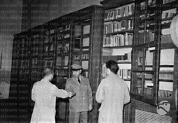 Firenze Due detenuti in biblioteca