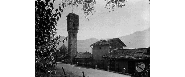 Lago di Como [Ossuccio - Ospedaletto: campanile di S. Maria Maddalena]