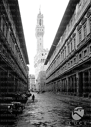 Firenze [Piazzale degli Uffizi]