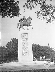 Napoli Il monumento equestre al generale Armando Diaz