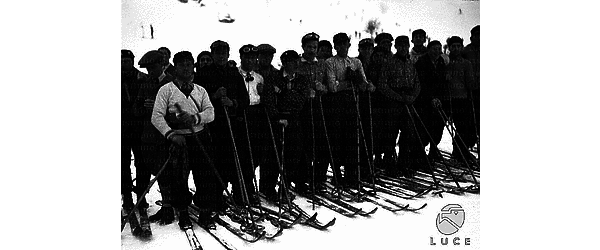 Roccaraso Ritratto di un gruppo di partecipanti alla gara sugli sci