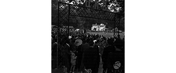 Firenze Manifestazione OND in un parco fiorentino