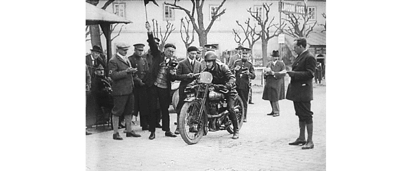 X. mezinárodní závod automobilů do vrchu Zbraslav - Jíloviště pořádaný  dne 9. května 1926 - picture 9